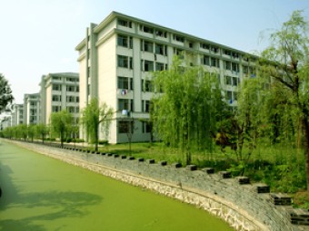 扬州工业职业技术学院
